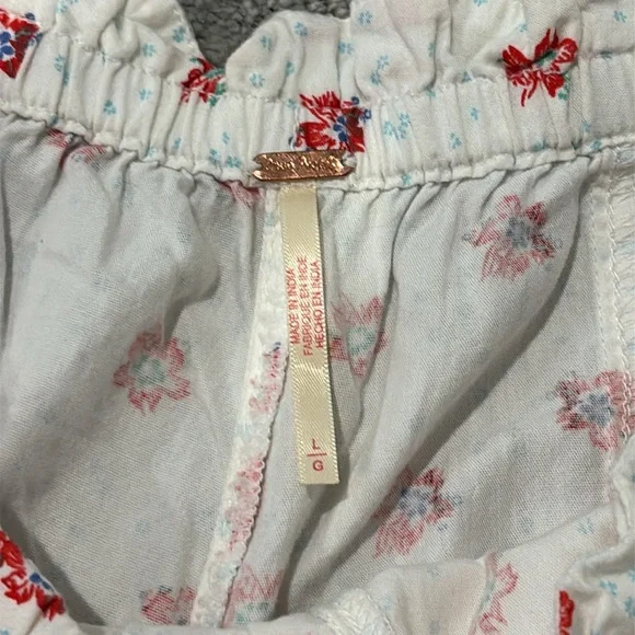 Free People Cambridge Floral Print drawstring Ruffle Trim Women Shorts Sz L - Picture 2 of 7